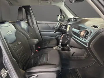 Renegade Mild-Hybrid Navi ACC Parkassist Kam