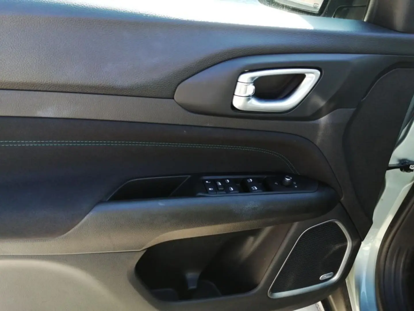 Compass 1.3 Upland RKam KeyGo 6G LED SHZ DAB