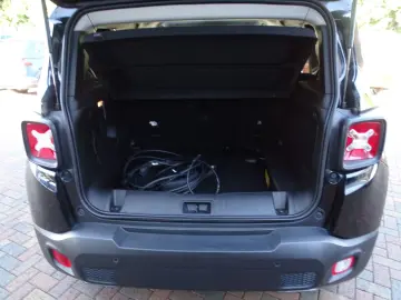 Renegade 4x4 eHybrid  SHZ LED NAVI