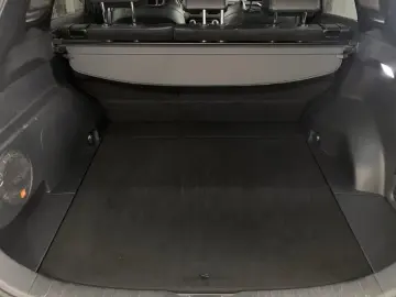 RAV4 Hybrid Style