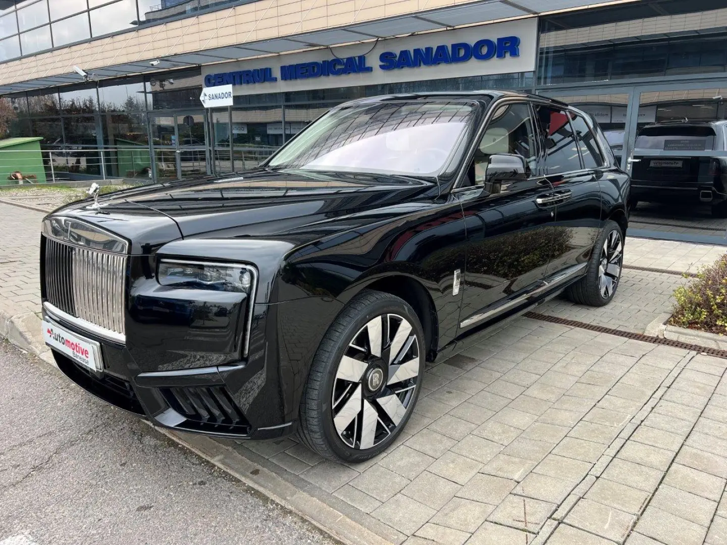 ROLLS-ROYCE CULLINAN SERIES II STARLIGHT