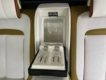 ROLLS-ROYCE CULLINAN SERIES II STARLIGHT