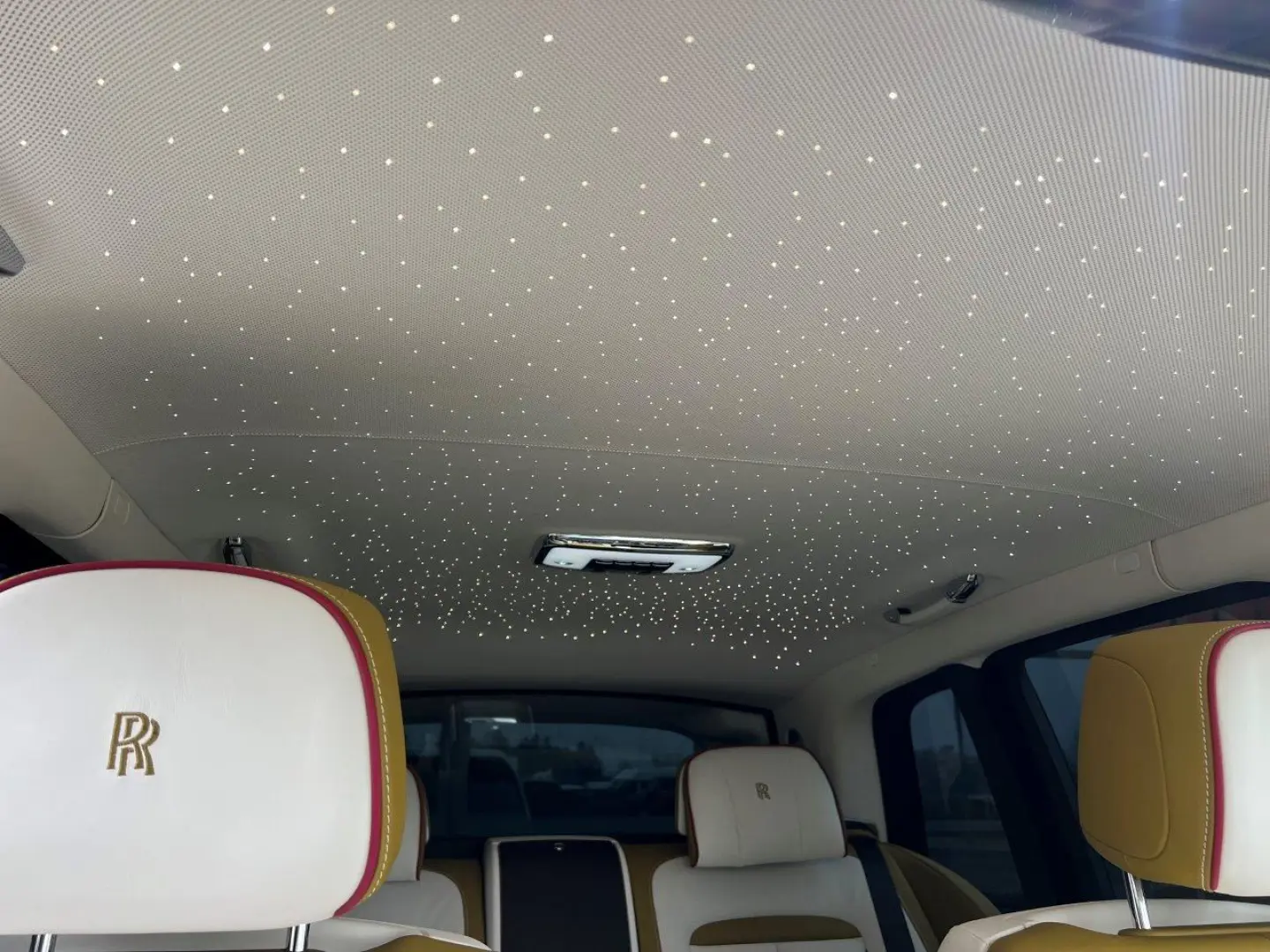 ROLLS-ROYCE CULLINAN SERIES II STARLIGHT