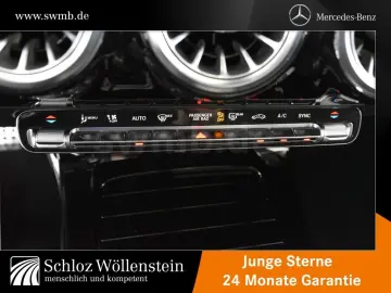 CLA 250 4M AMG MULTIBEAM DISTRONIC Pano-D Memory