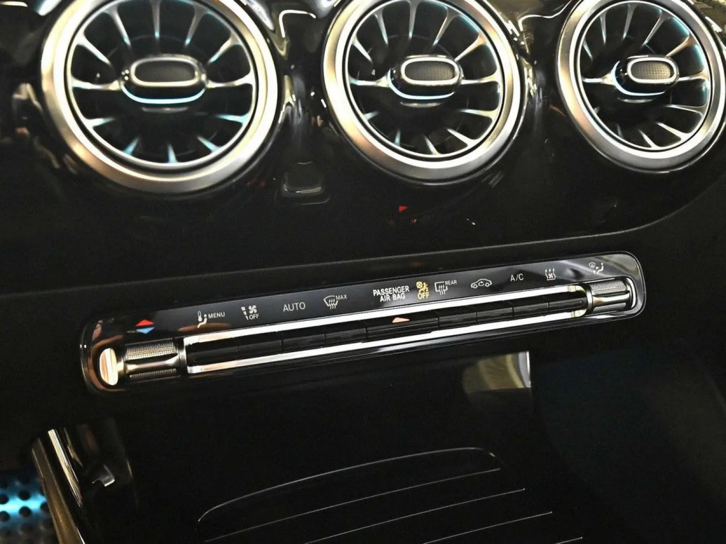 CLA 250 4M Coupé AMG Sport Advanced Plus Standhz