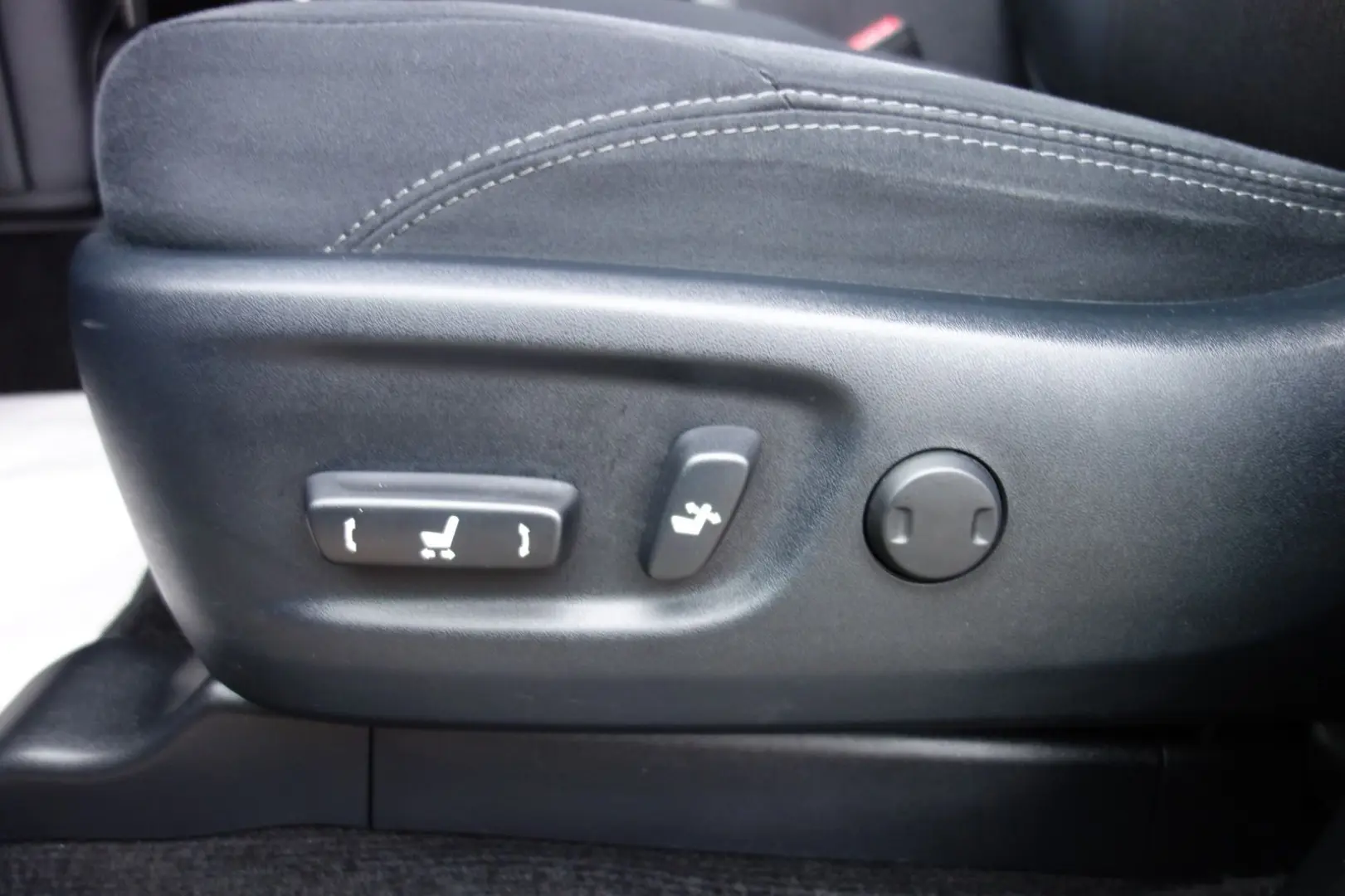 Land Cruiser 2 8 D-4D OFFROAD-PAKET SCHNORCHEL