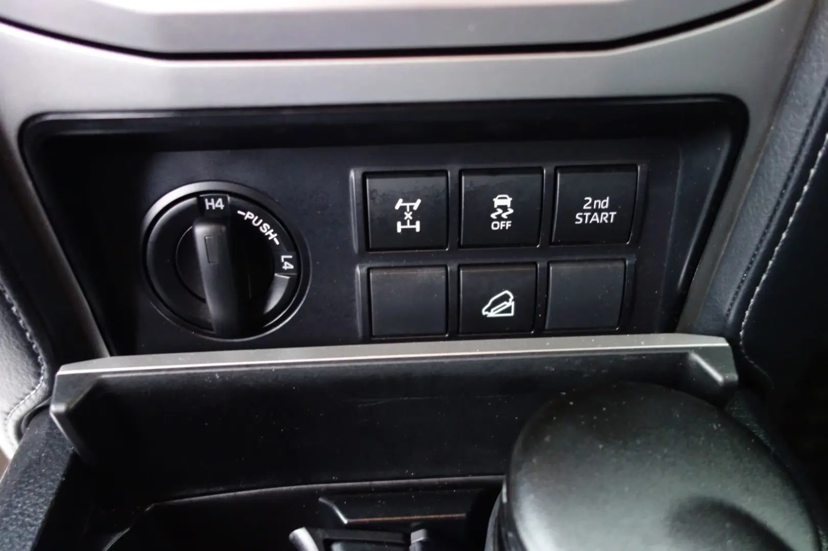 Land Cruiser 2 8 D-4D OFFROAD-PAKET SCHNORCHEL