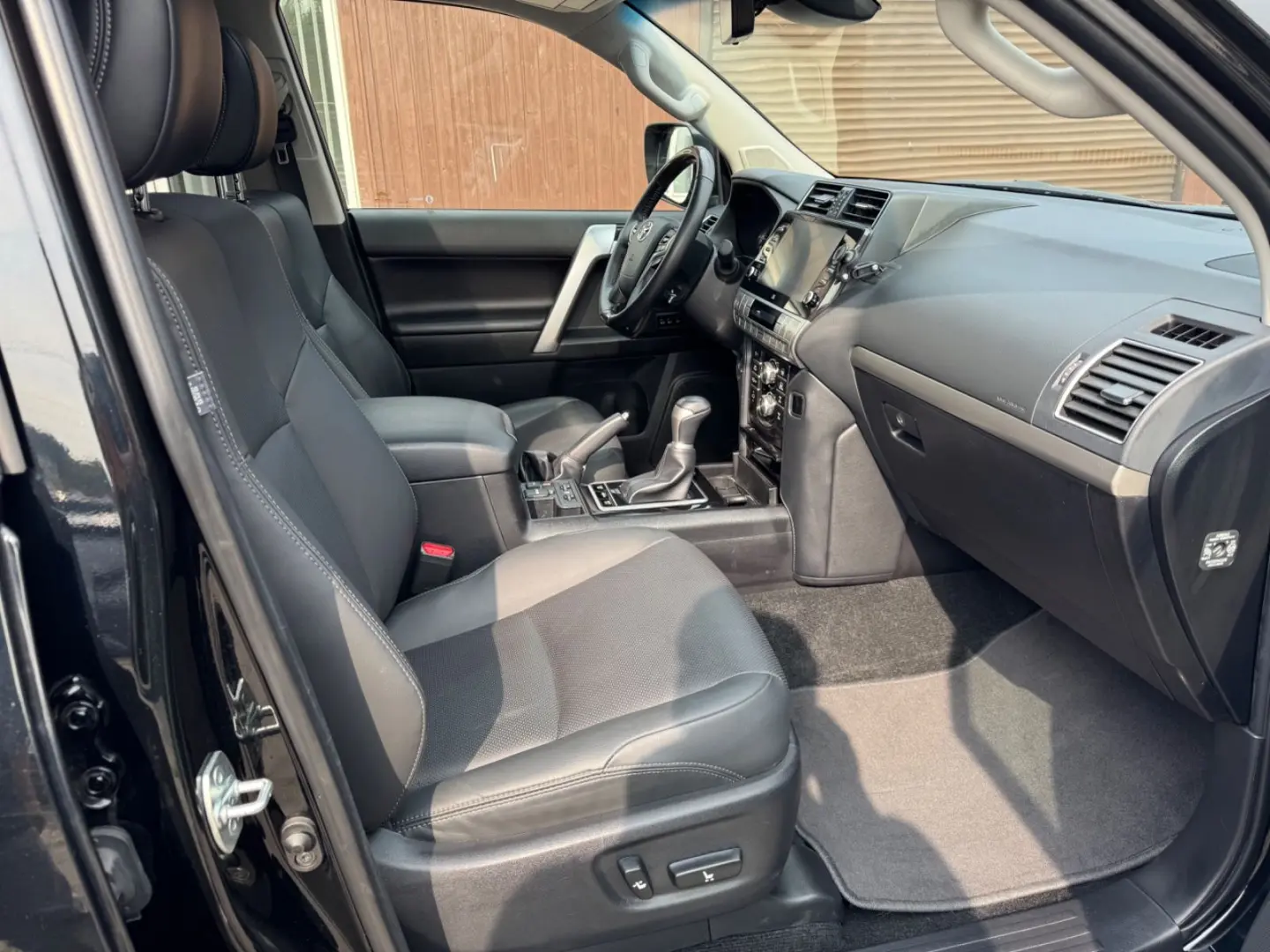 Land Cruiser TEC-Edition 4x4 OFFROAD LUFT SITZKL