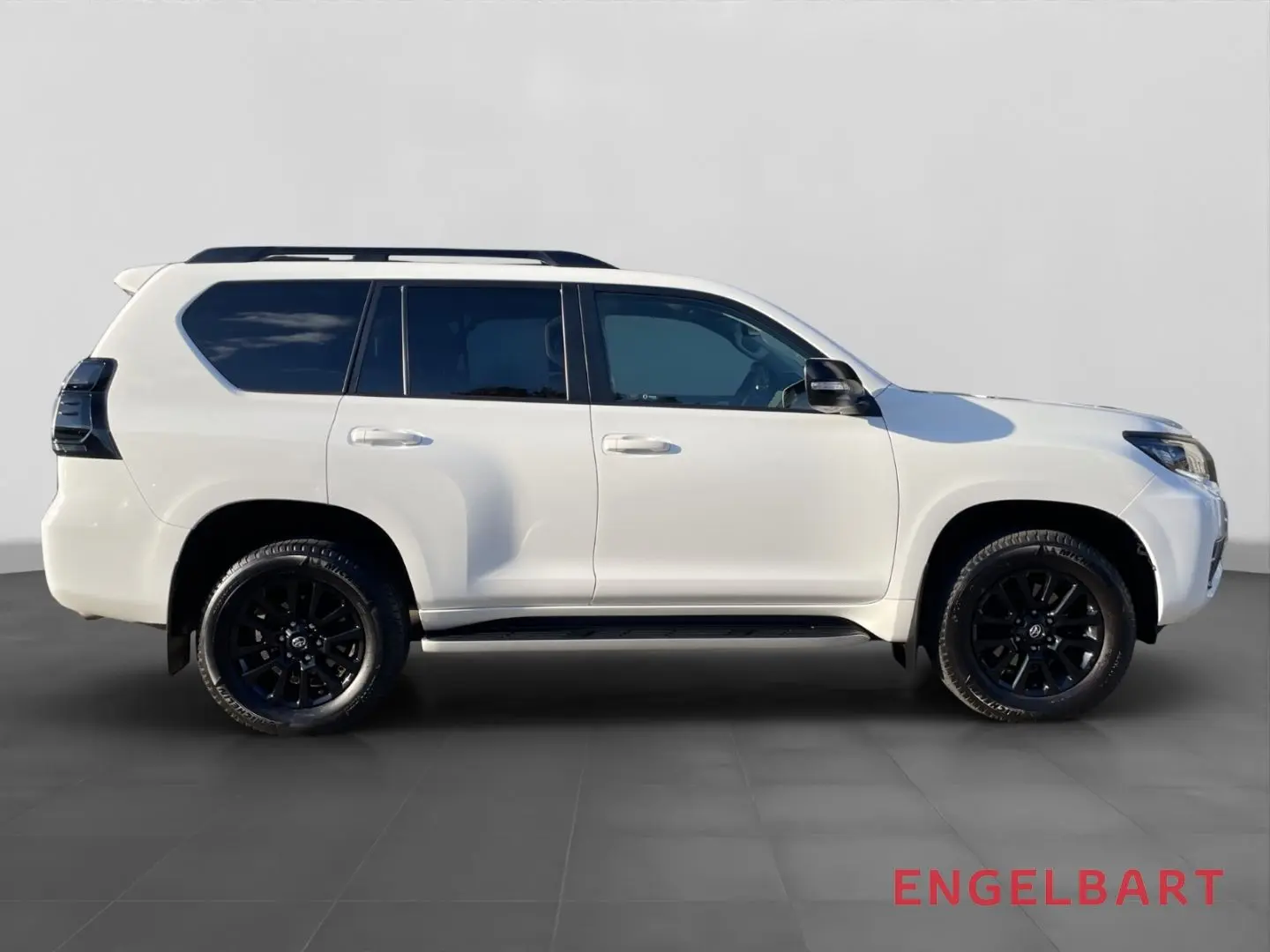 Land Cruiser TEC-Edition AHK NAVI Schiebedach