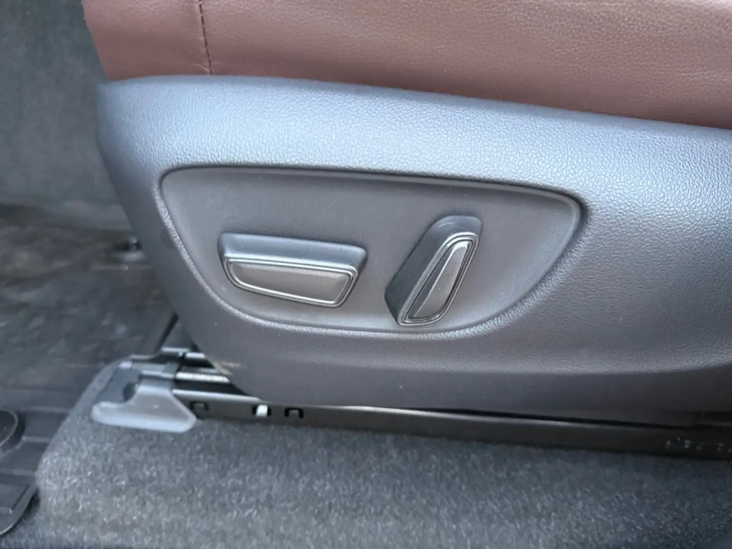 Land Cruiser 2.8 D-4D Automatik Executive  AHK