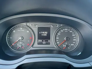 Audi Q3 4x4 2.0TDI Rate si Garantie