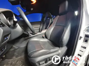 TOYOTA C-HR 2.0i HIBRID BI-TONE 152 CP