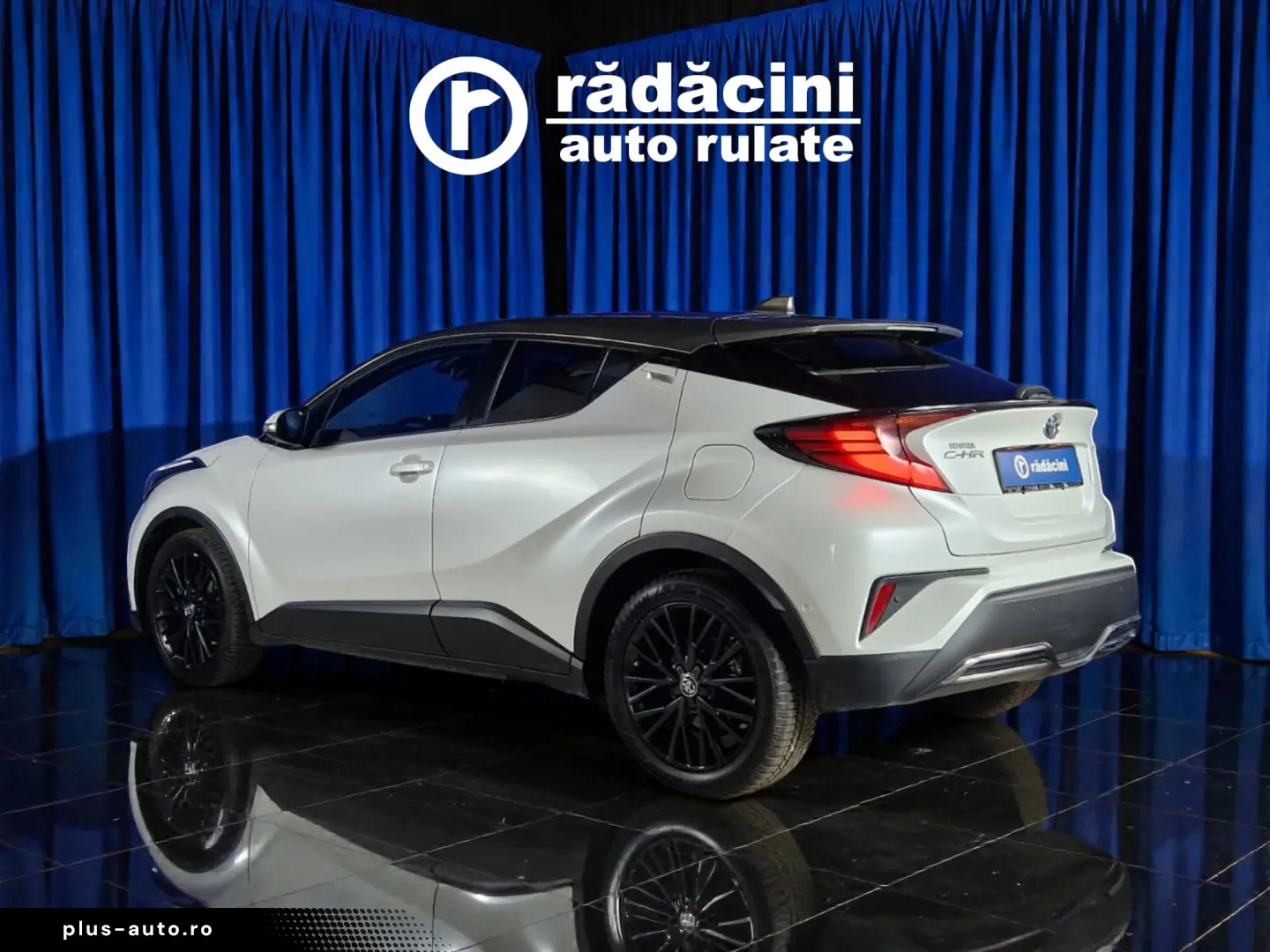 TOYOTA C-HR 2.0i HIBRID BI-TONE 152 CP