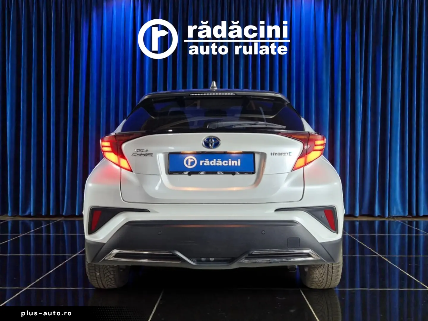 TOYOTA C-HR 2.0i HIBRID BI-TONE 152 CP