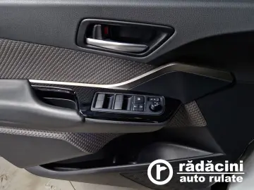 TOYOTA C-HR 2.0i HIBRID BI-TONE 152 CP