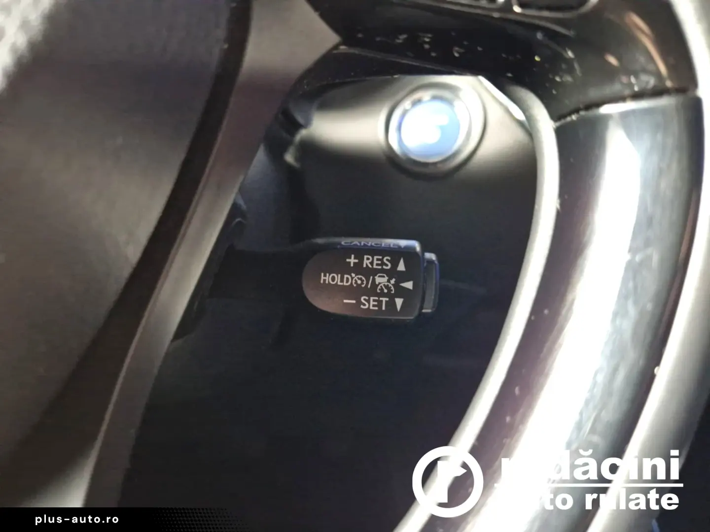 TOYOTA C-HR 2.0i HIBRID BI-TONE 152 CP