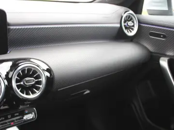 Mercedes-Benz CLA 180 d Coupé Cp. Progressive