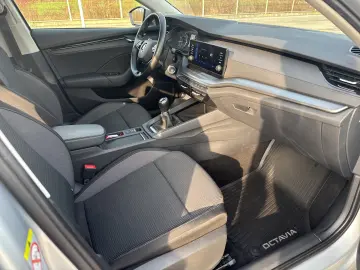 Škoda Octavia AMBITION 1.5 TSI