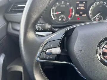 Škoda Octavia AMBITION 1.5 TSI