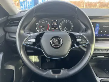 Škoda Octavia AMBITION 1.5 TSI