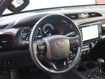 HILUX  4x4  HARDTOP  LADEAUSZUG  BF GOODRICH A T