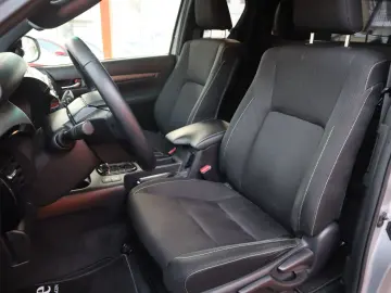 HILUX  4x4  HARDTOP  LADEAUSZUG  BF GOODRICH A T