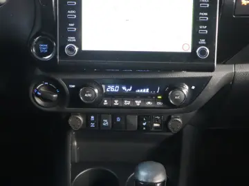 HILUX  4x4  HARDTOP  LADEAUSZUG  BF GOODRICH A T