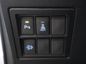 HILUX  4x4  HARDTOP  LADEAUSZUG  BF GOODRICH A T