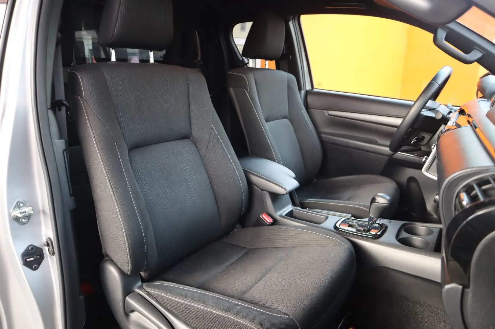 HILUX  4x4  HARDTOP  LADEAUSZUG  BF GOODRICH A T