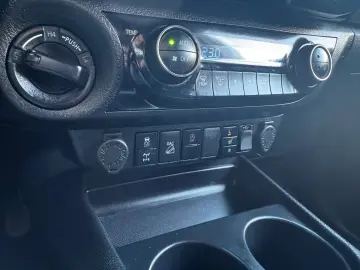 Hilux Double Cab Comfort 4x4 AHK CAM BF GOODRICH