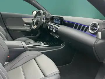 CLA 45 S AMG 4M  NIGHT PERF-SITZ AHK BURME KEYL