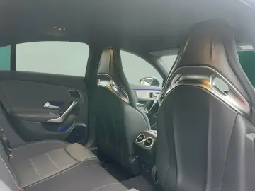 CLA 45 S AMG 4M  NIGHT PERF-SITZ AHK BURME KEYL