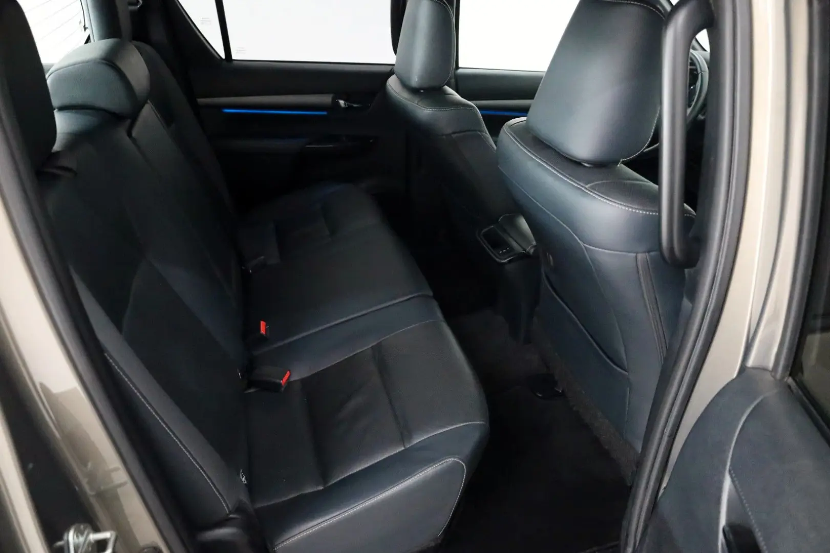 Hilux 2.8 D-4D Invincible DOKA Leder Nav ACC AHK