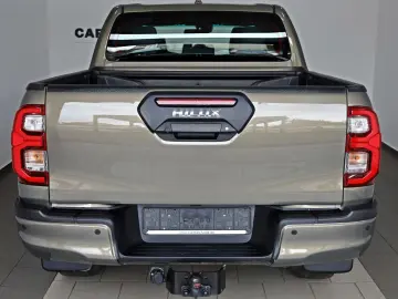 Hilux 2.8 D-4D Invincible DOKA Leder Nav ACC AHK