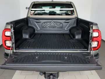 Hilux 2.8 D-4D Invincible DOKA Leder Nav ACC AHK