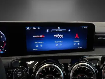 CLA 45 AMG S 4M  NIGHT-II AHK Real-Sound MB-LED