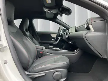 CLA 250 AMG Pano Kamera CarPlay Night