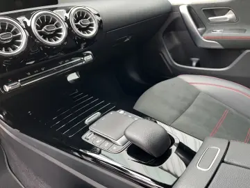 CLA 250 AMG Pano Kamera CarPlay Night