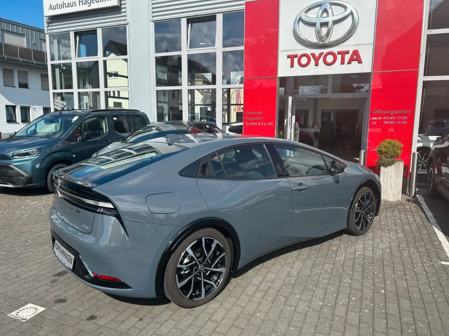 Prius Plug-in 2.0  Hybrid Executive  Navi LM PDC