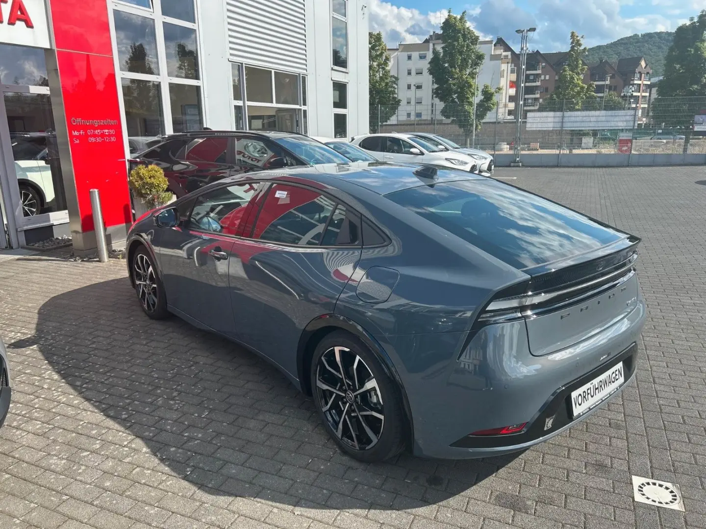 Prius Plug-in 2.0  Hybrid Executive  Navi LM PDC