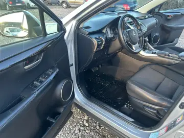 Lexus NX 300 Hibrid 4x4 - Lux  Eficiență și Fiabilitate!