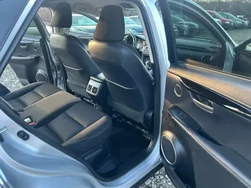 Lexus NX 300 Hibrid 4x4 - Lux  Eficiență și Fiabilitate!