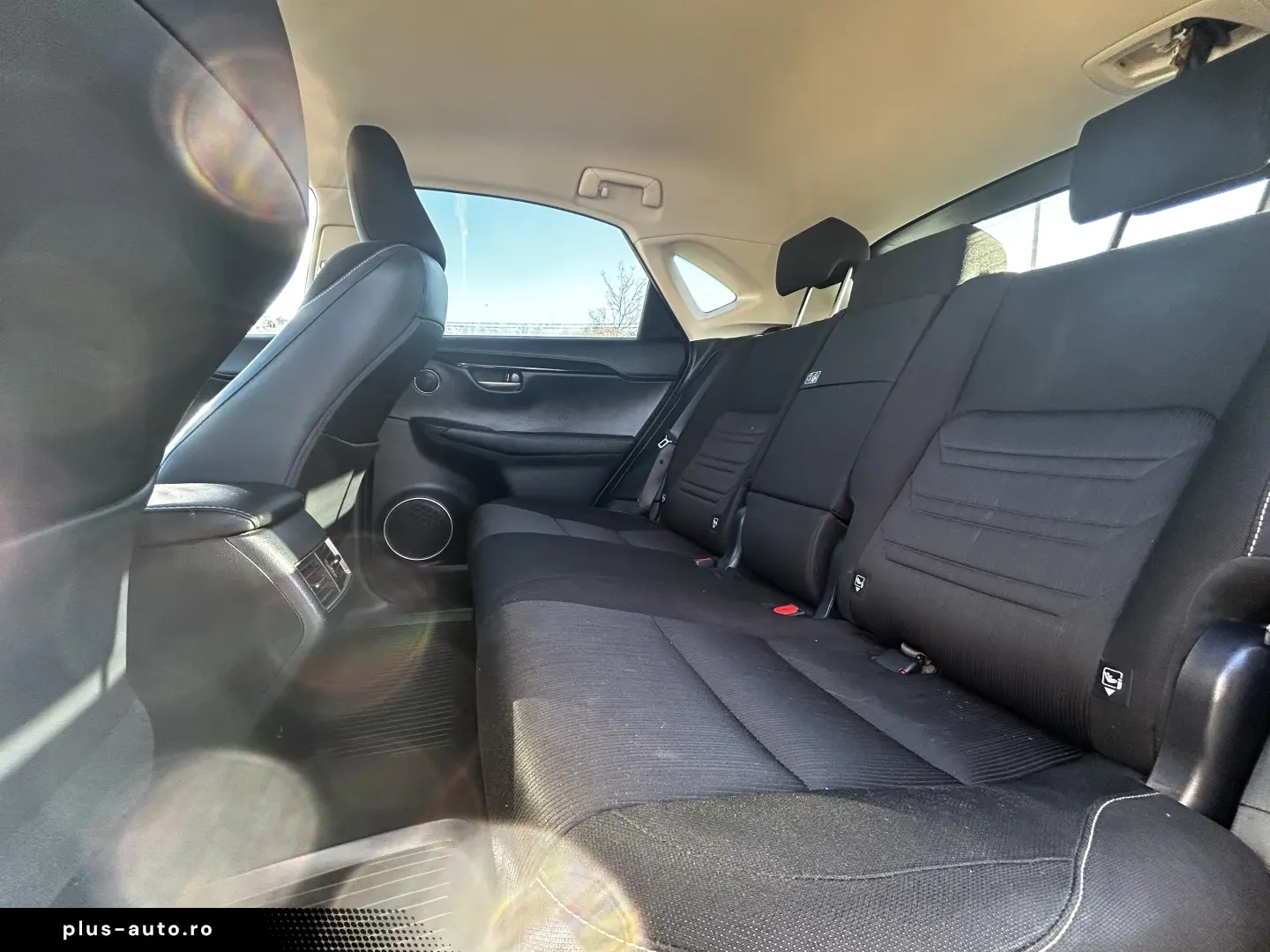 Lexus NX 300 Hibrid 4x4 - Lux  Eficiență și Fiabilitate!