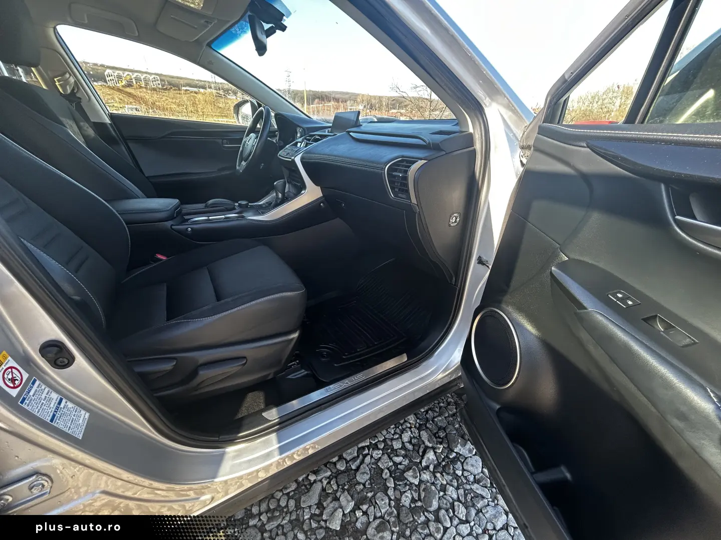 Lexus NX 300 Hibrid 4x4 - Lux  Eficiență și Fiabilitate!