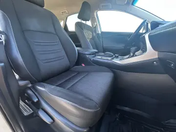 Lexus NX 300 Hibrid 4x4 - Lux  Eficiență și Fiabilitate!