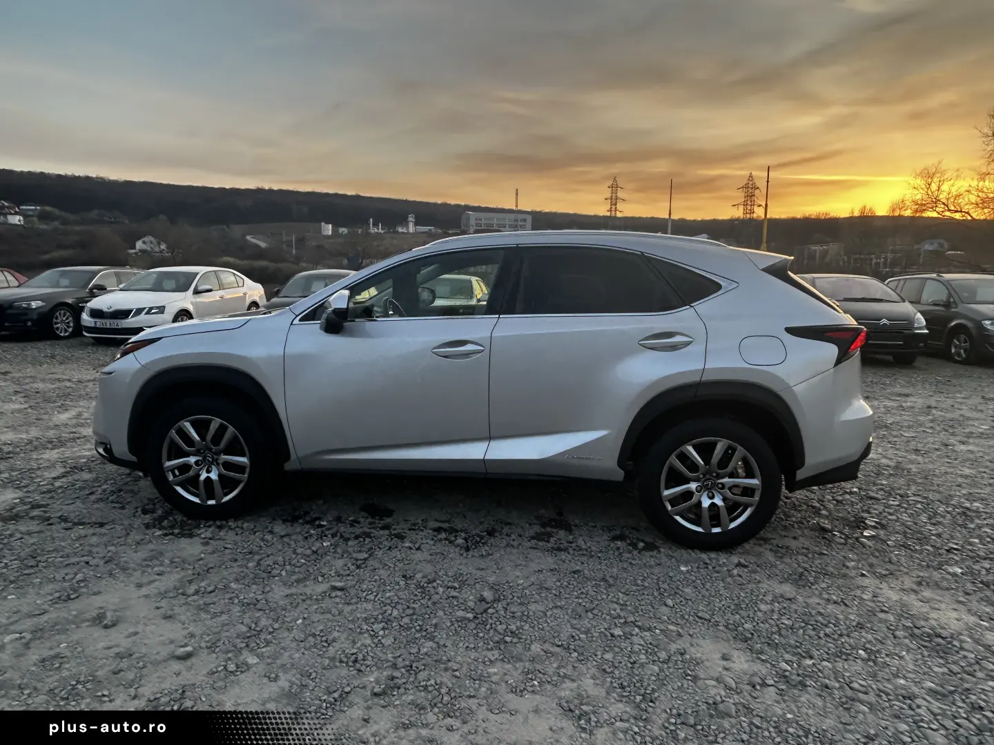 Lexus NX 300 Hibrid 4x4 - Lux  Eficiență și Fiabilitate!