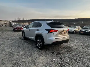 Lexus NX 300 Hibrid 4x4 - Lux  Eficiență și Fiabilitate!