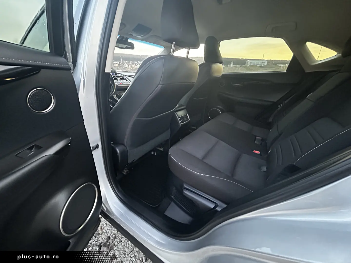 Lexus NX 300 Hibrid 4x4 - Lux  Eficiență și Fiabilitate!