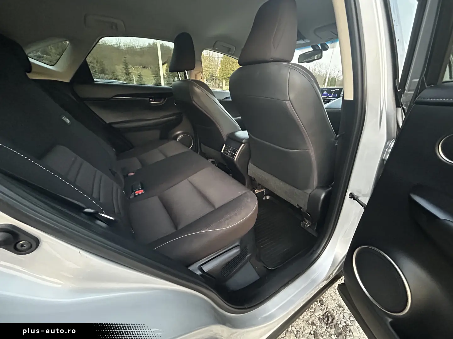 Lexus NX 300 Hibrid 4x4 - Lux  Eficiență și Fiabilitate!