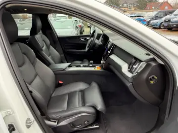 XC60 B4 Inscription AHK-ACC-PANO-STANDHZ-360 CAM